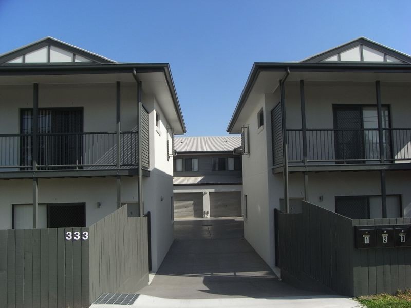 2/333 Stanley Street, Carina QLD 4152