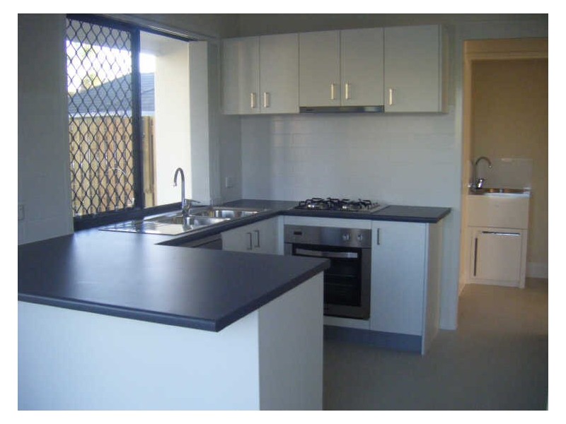 2/333 Stanley Street, Carina QLD 4152