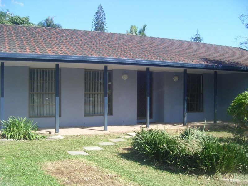 2 Rechner Street, Belmont QLD 4153