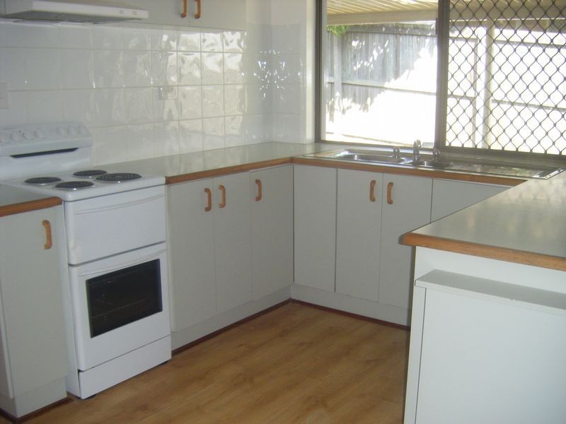 2 Rechner Street, Belmont QLD 4153