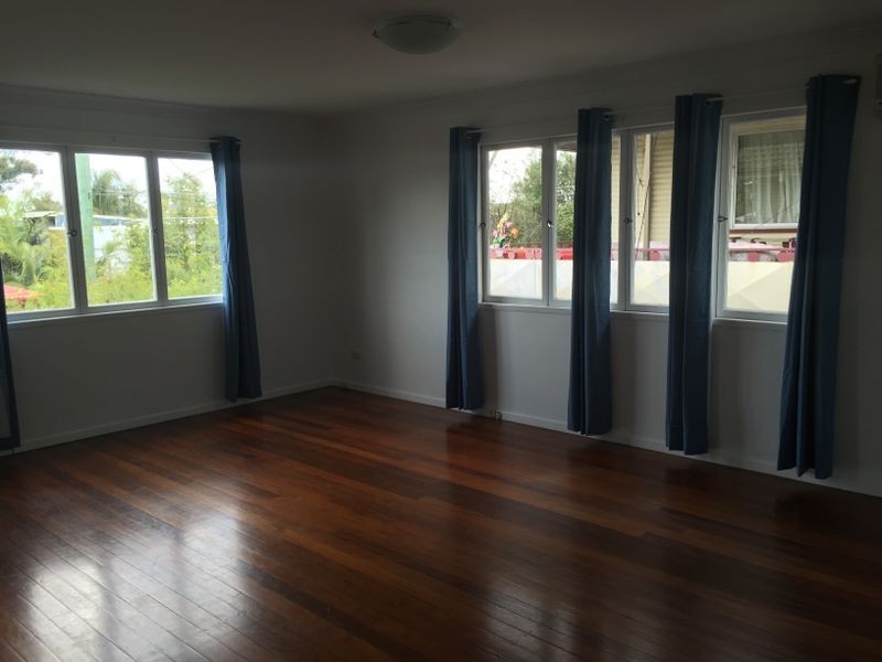 3 Princess Street, Fairfield QLD 4103