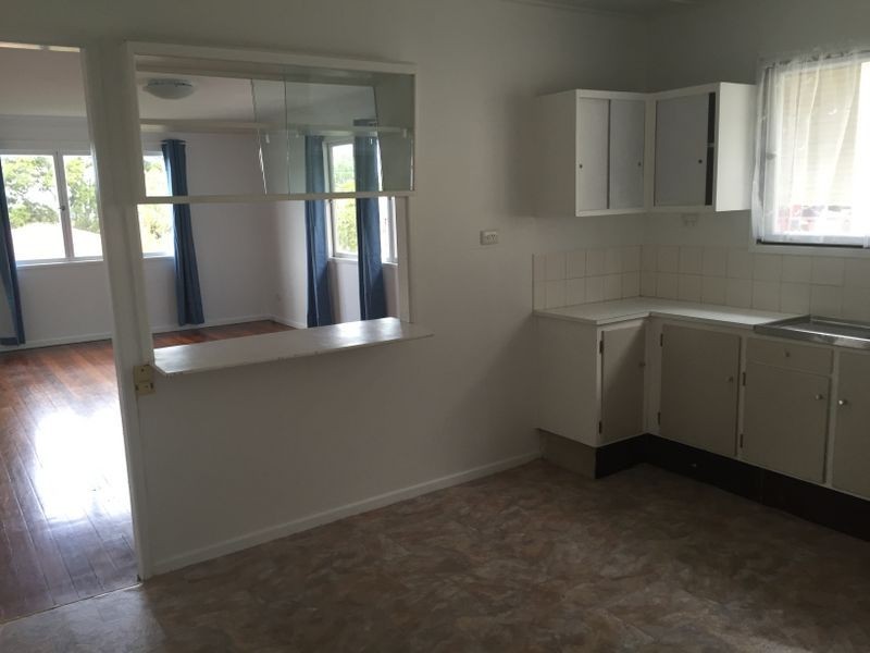 3 Princess Street, Fairfield QLD 4103