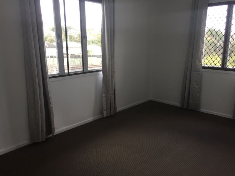 3 Princess Street, Fairfield QLD 4103