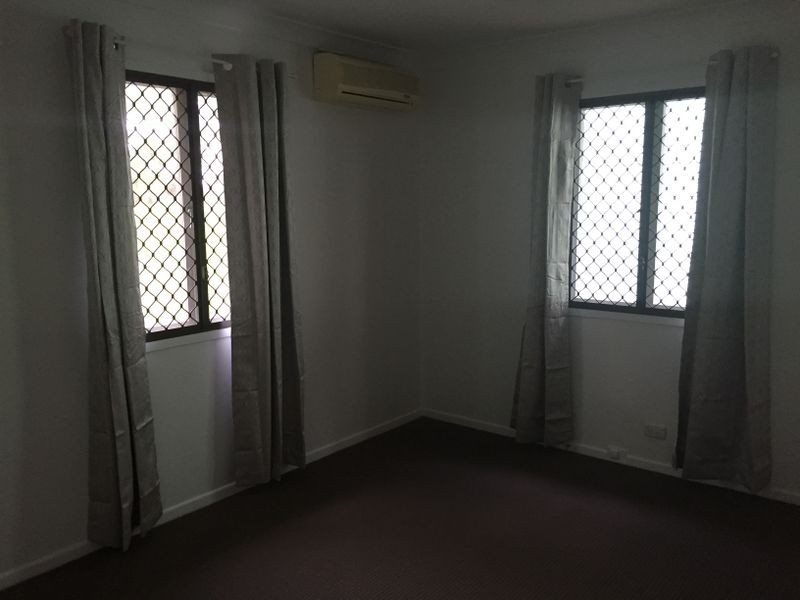 3 Princess Street, Fairfield QLD 4103