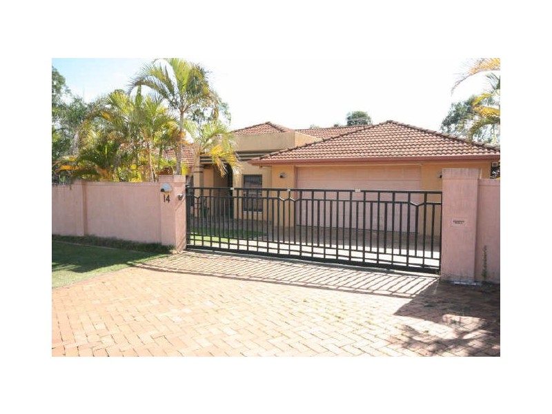 14 Wentworth Place, Carindale QLD 4152