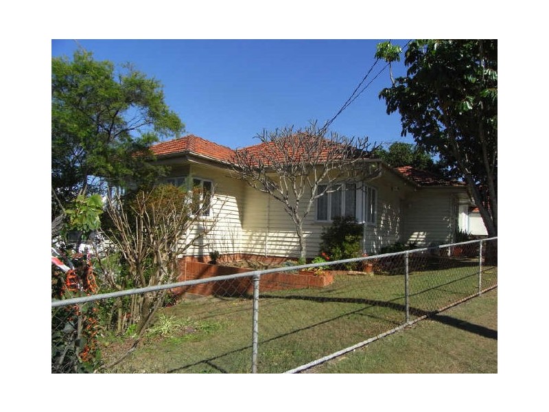 691 Old Cleveland Rd, Camp Hill QLD 4152