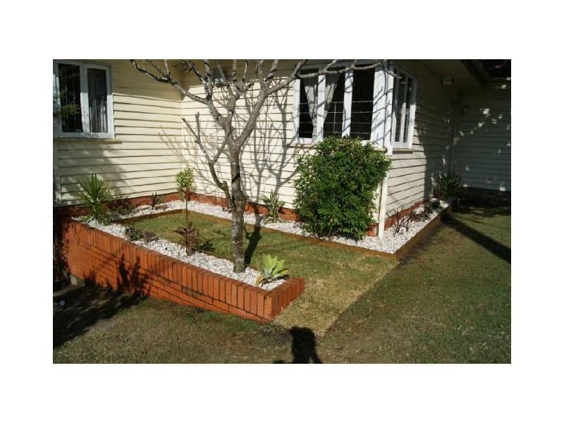 691 Old Cleveland Rd, Camp Hill QLD 4152