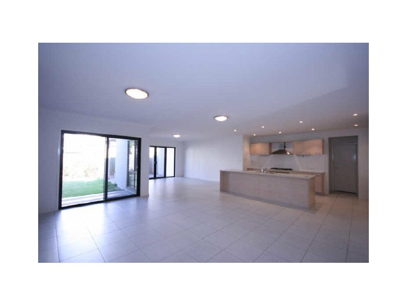 81 Avior Place, Carina QLD 4152