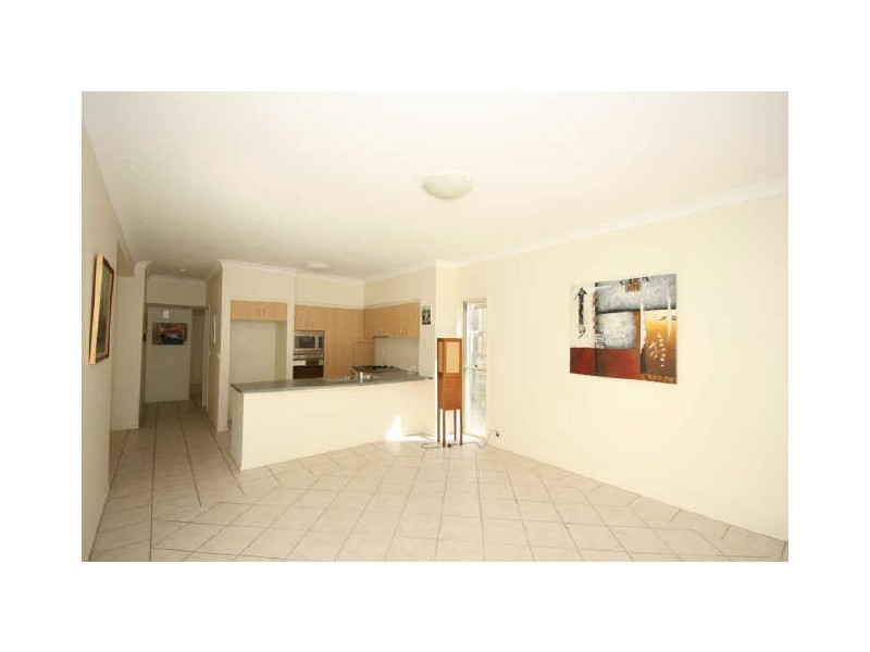 56 Flame Tree Crescent, Carindale QLD 4152