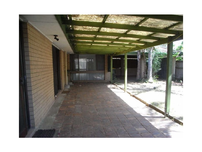 4 Modred Close, Carindale QLD 4152