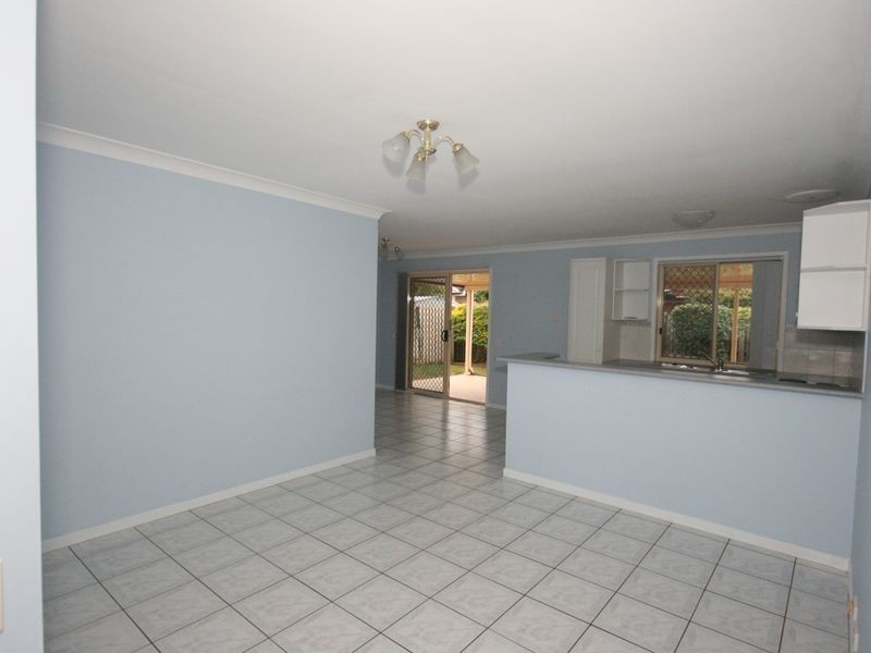 6 Autumn Close, Carina QLD 4152