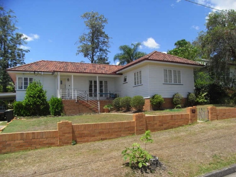 34 Wattle Avenue, Carina QLD 4152
