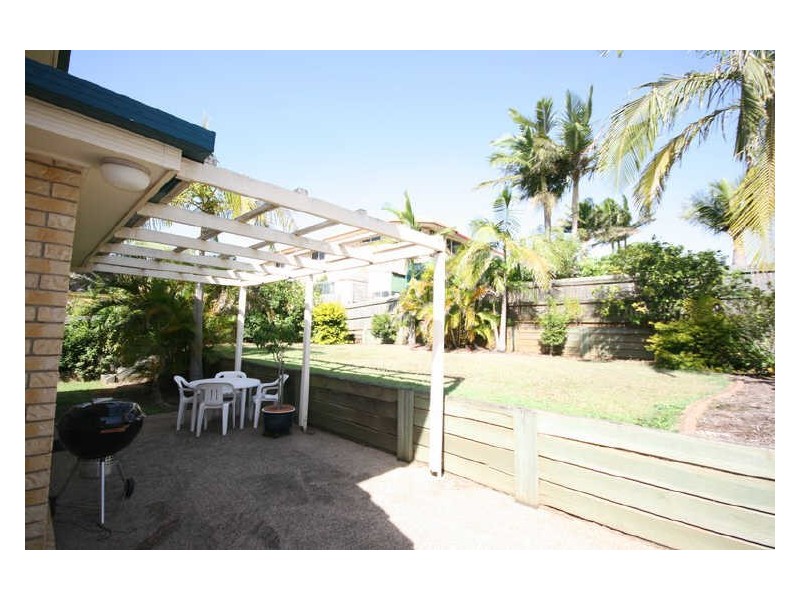 4 Ensign Street, Carindale QLD 4152