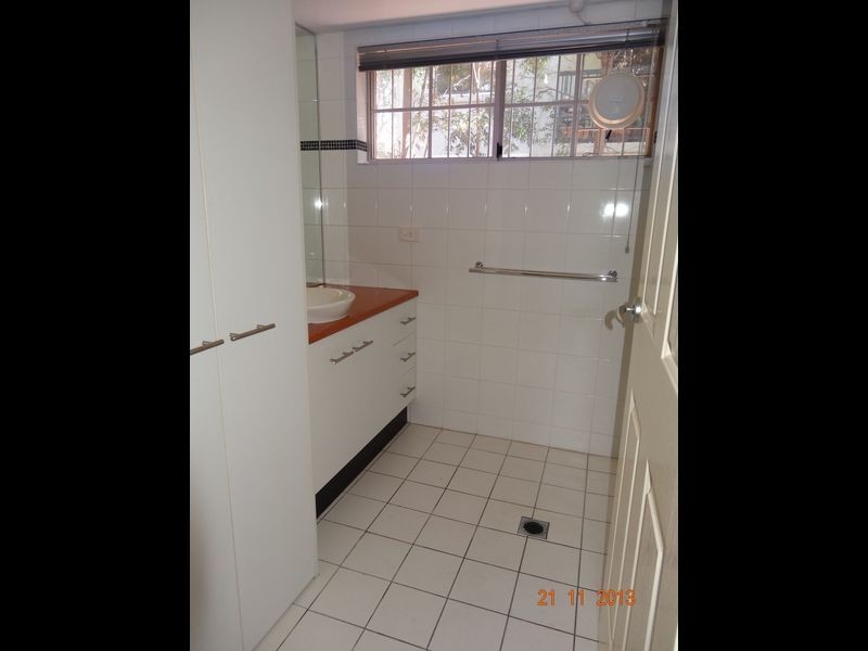 2/33 Bilyana Street, Balmoral QLD 4171