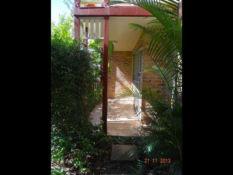 2/33 Bilyana Street, Balmoral QLD 4171