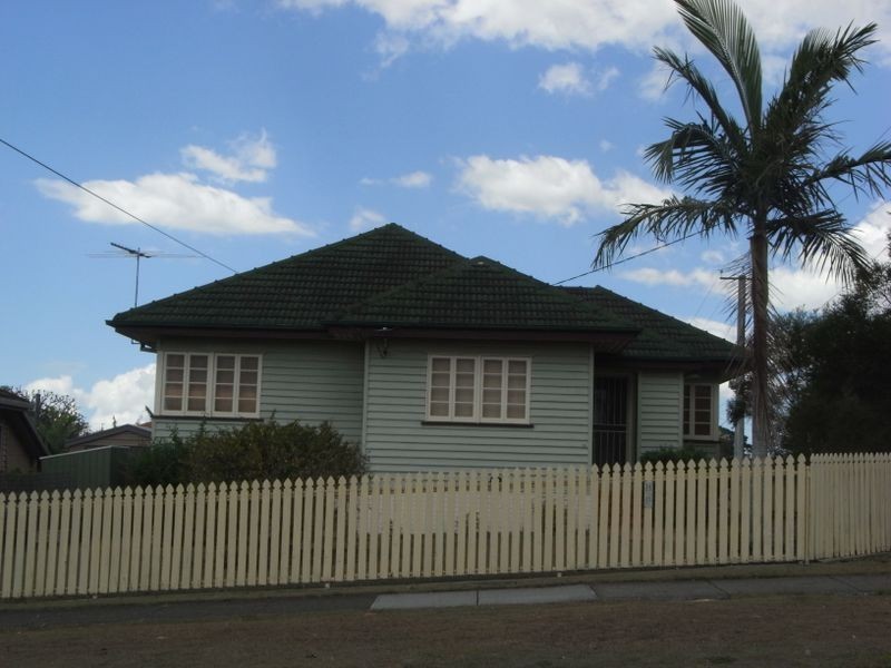 68 Burn Street, Camp Hill QLD 4152