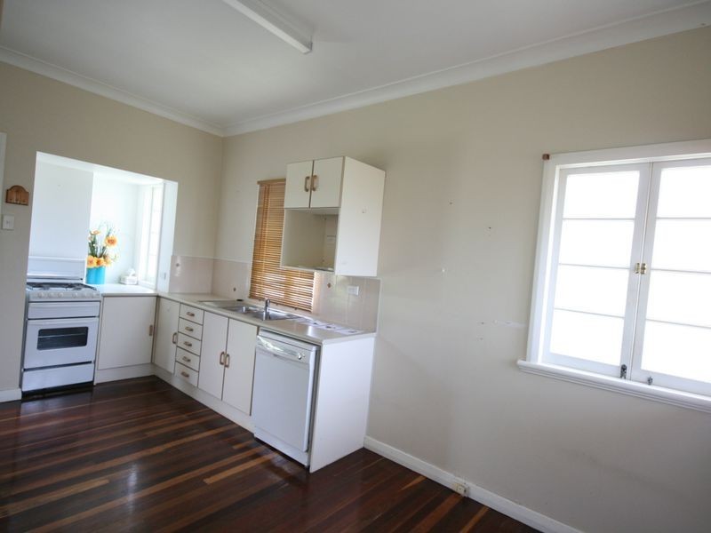 68 Burn Street, Camp Hill QLD 4152