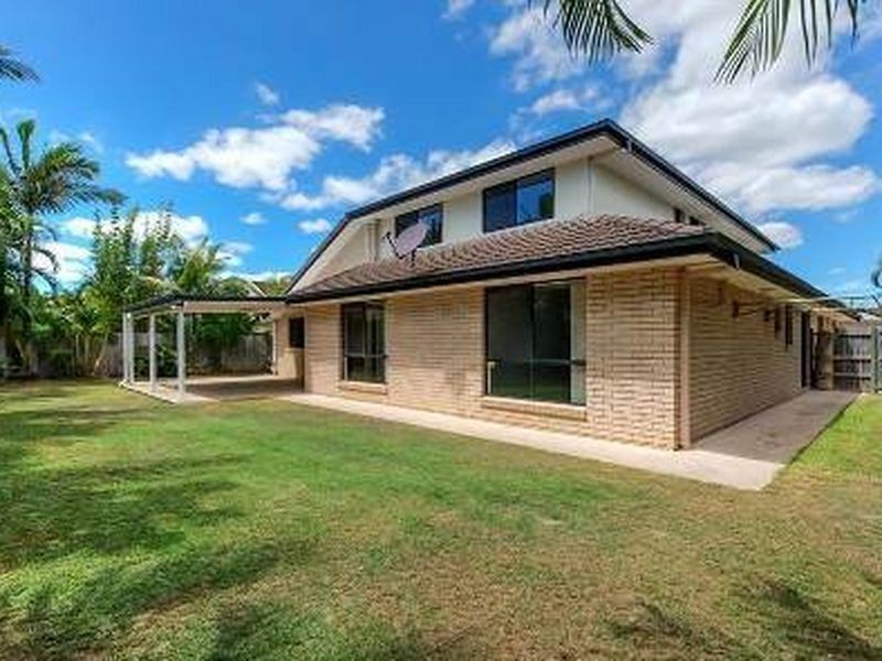 56 Oakley Street, Carindale QLD 4152