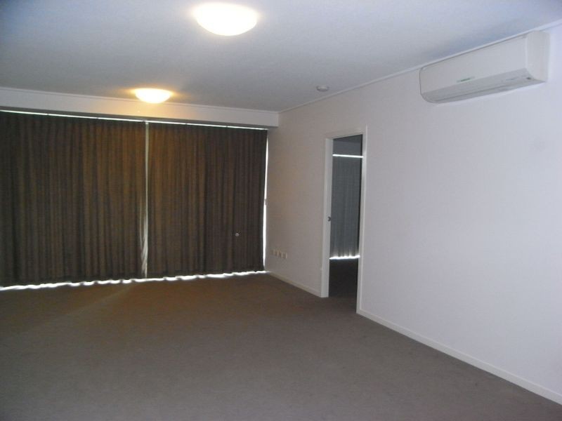 1403/16 Surbiton Court, Carindale QLD 4152