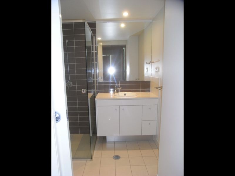 1403/16 Surbiton Court, Carindale QLD 4152