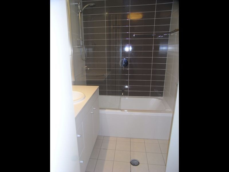 1403/16 Surbiton Court, Carindale QLD 4152