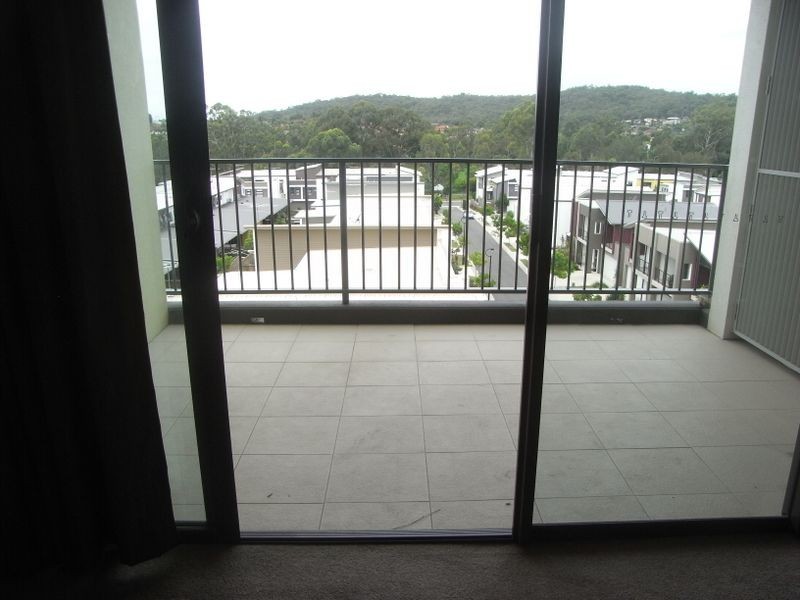 1403/16 Surbiton Court, Carindale QLD 4152