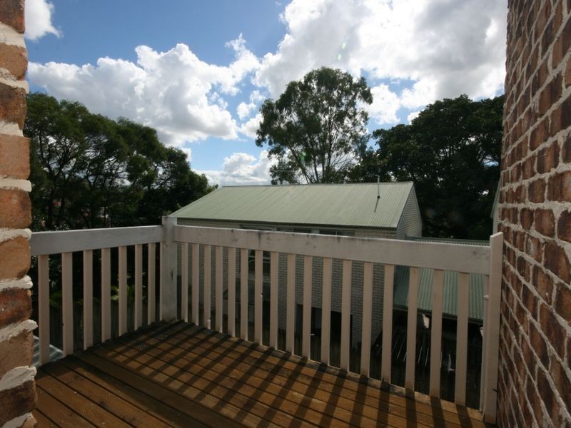 1/47 Daniells Street, Carina QLD 4152