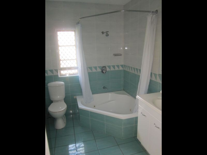 16 Joshua Street, Cannon Hill QLD 4170