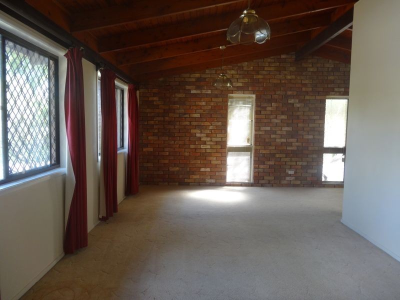 16 Lycette Street, Belmont QLD 4153