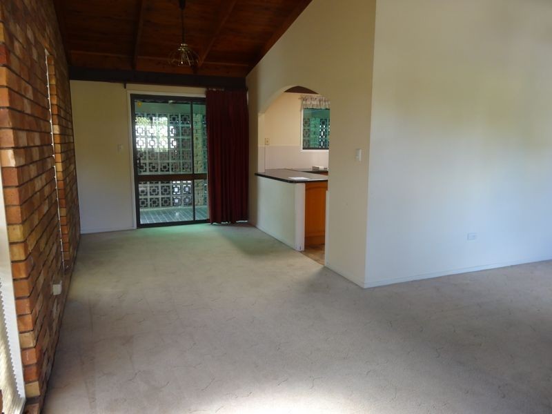 16 Lycette Street, Belmont QLD 4153