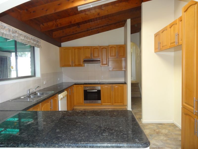 16 Lycette Street, Belmont QLD 4153