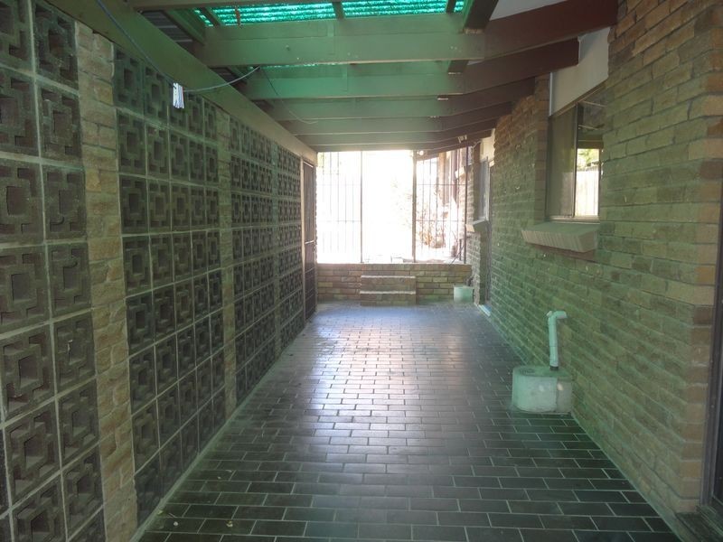 16 Lycette Street, Belmont QLD 4153