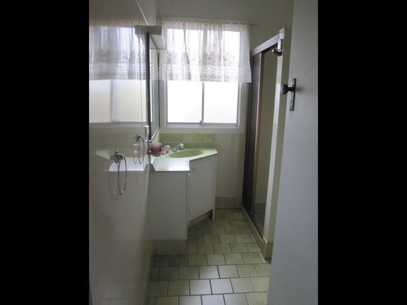 9 Quebec Avenue, Camp Hill QLD 4152