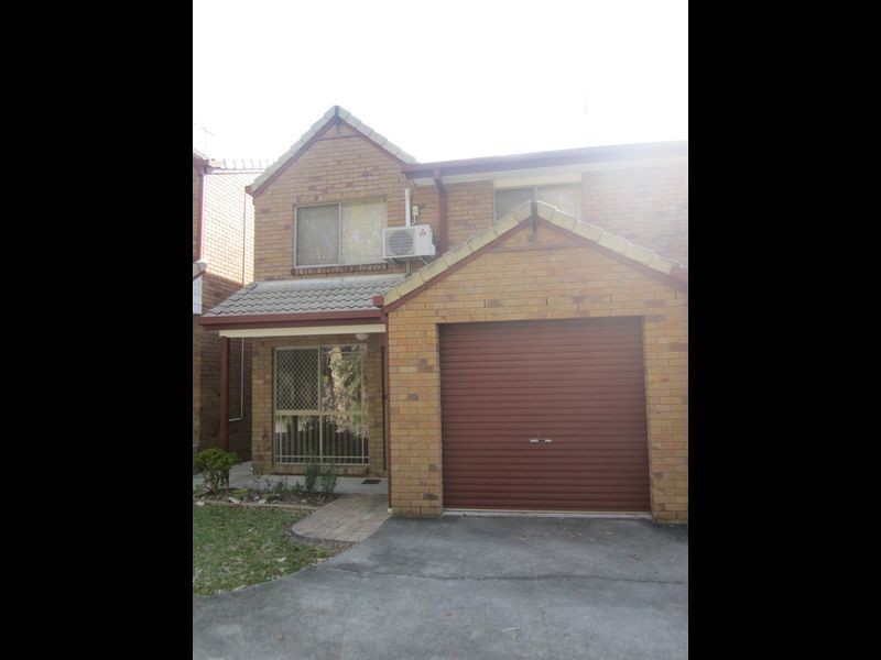 2/841 Old Cleveland Road, Carina QLD 4152