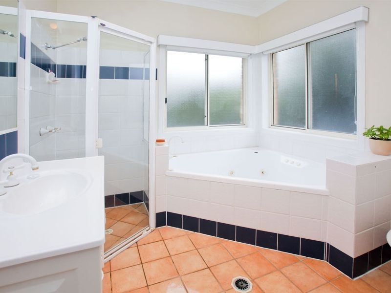 9 Calliandra Place, Mount Gravatt East QLD 4122