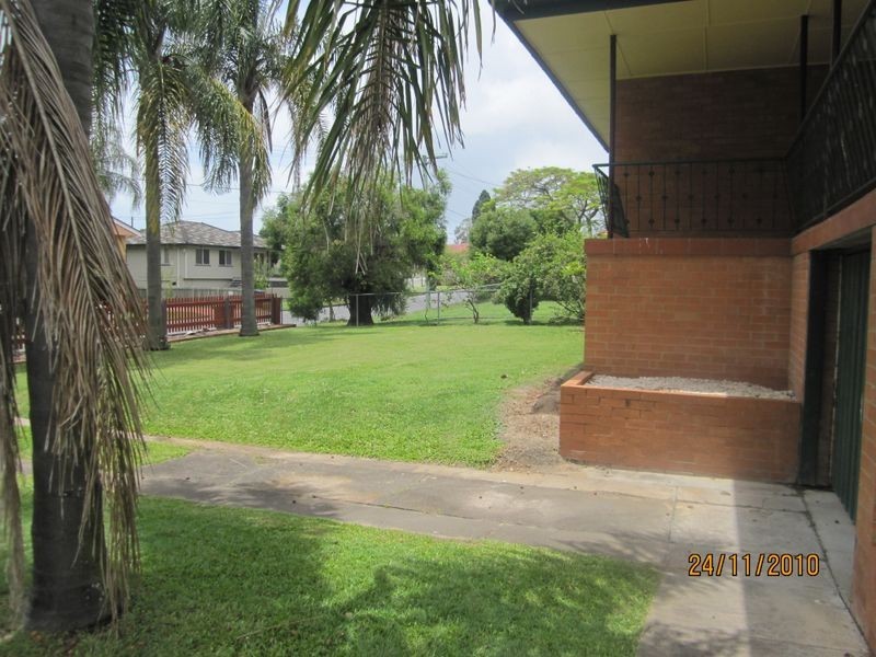 21 Chater Street, Carina QLD 4152