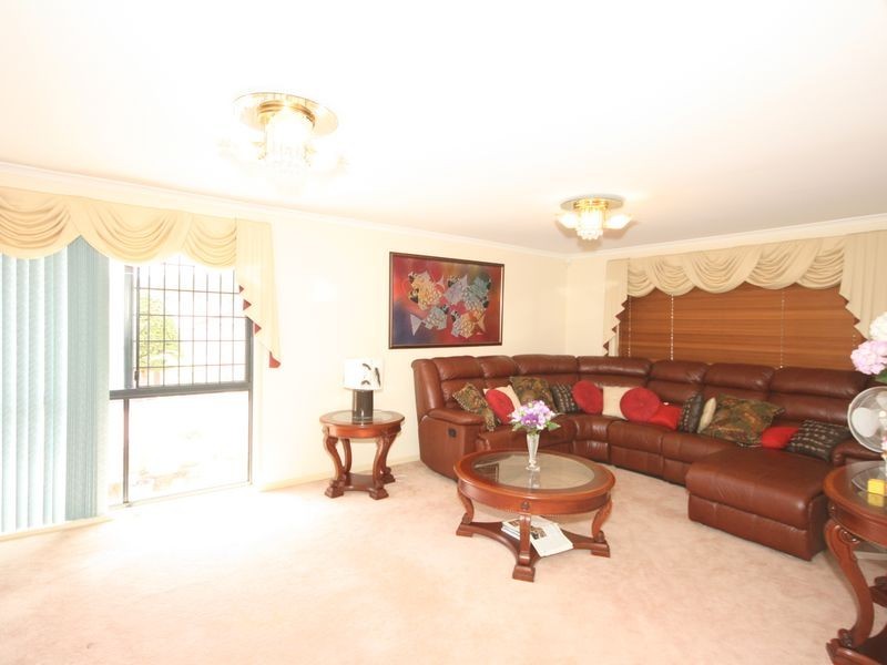 32 Conifer Street, Carindale QLD 4152