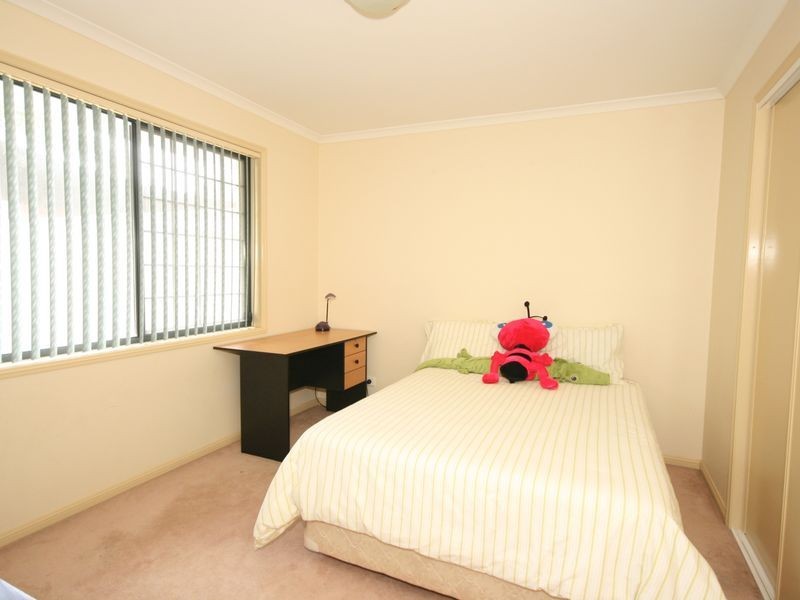 32 Conifer Street, Carindale QLD 4152