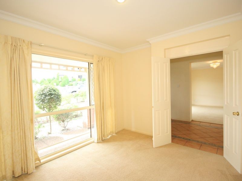 47 Kauri Street, Carindale QLD 4152