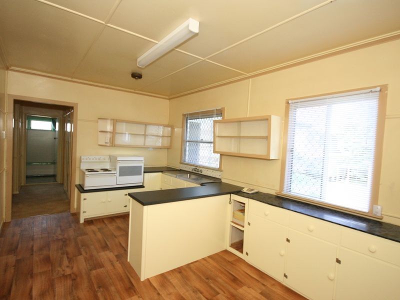 86 Cambridge Street, Carina Heights QLD 4152