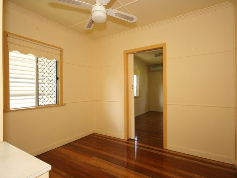 86 Cambridge Street, Carina Heights QLD 4152