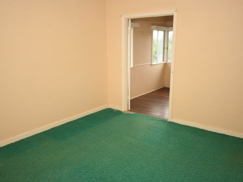 42 Raven Street, Camp Hill QLD 4152