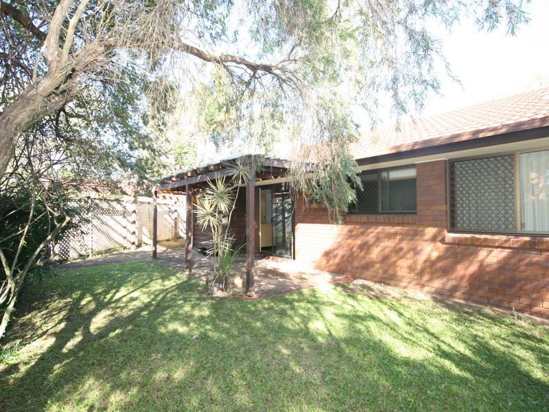 50 Donnington Street, Carindale QLD 4152