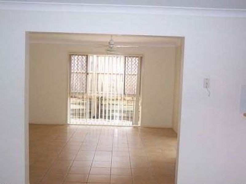 8 Appleton Street, Carindale QLD 4152