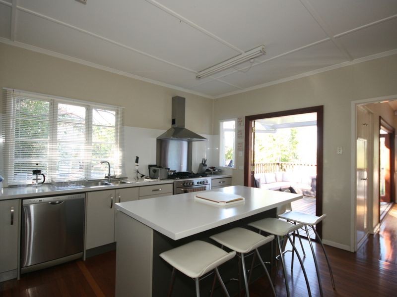 42 Summerville Street, Carina Heights QLD 4152