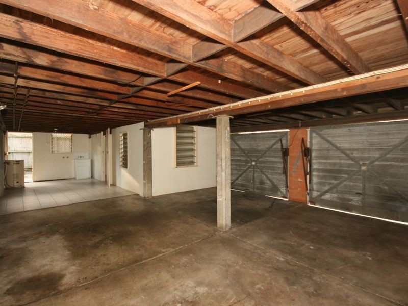 1546 Creek Road, Carina QLD 4152