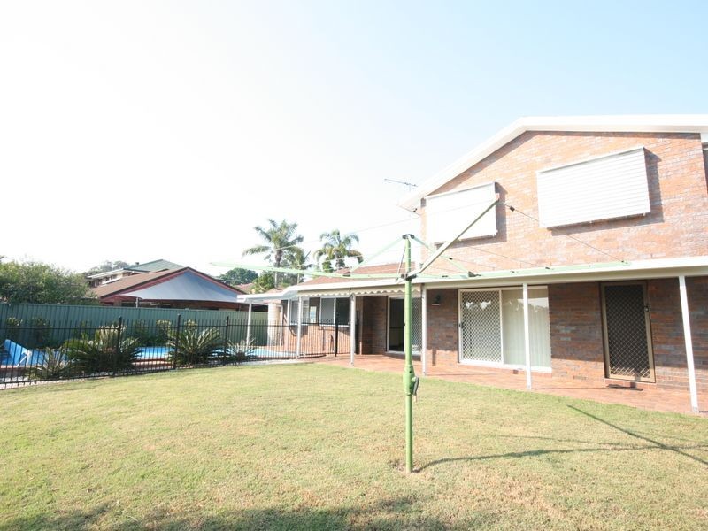 33 Bridgnorth Street, Carindale QLD 4152