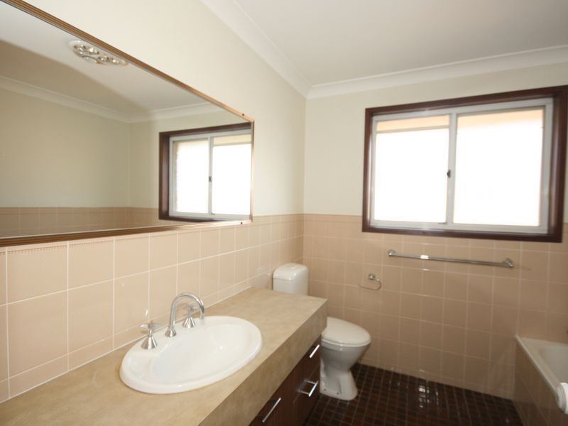 33 Bridgnorth Street, Carindale QLD 4152