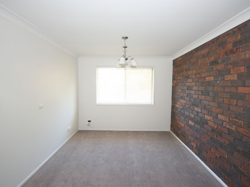 4 Whitecastle Street, Carindale QLD 4152