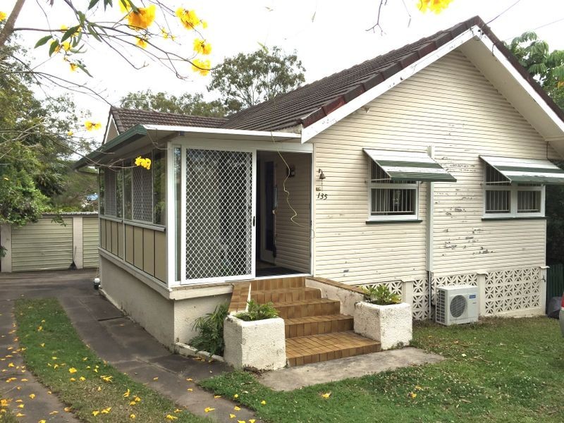 135 Jones Road, Carina Heights QLD 4152